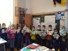 Martisoare pentru mame - clasa I - clasa a V-a - clasa a VI-a A - clasa a VI-a B